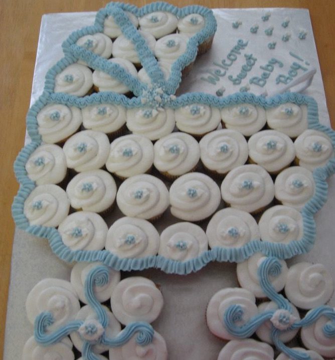 5 11_Utterly_Adorable_Baby_Shower_Cakes_-_Little_Party_Love