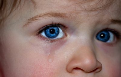 How to Respond to Children That Cry (And 'Stop Crying' is Not One of Them)